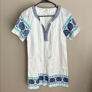 Vineyard Vines White Tunic Dress with Navy and Teal Embroidery